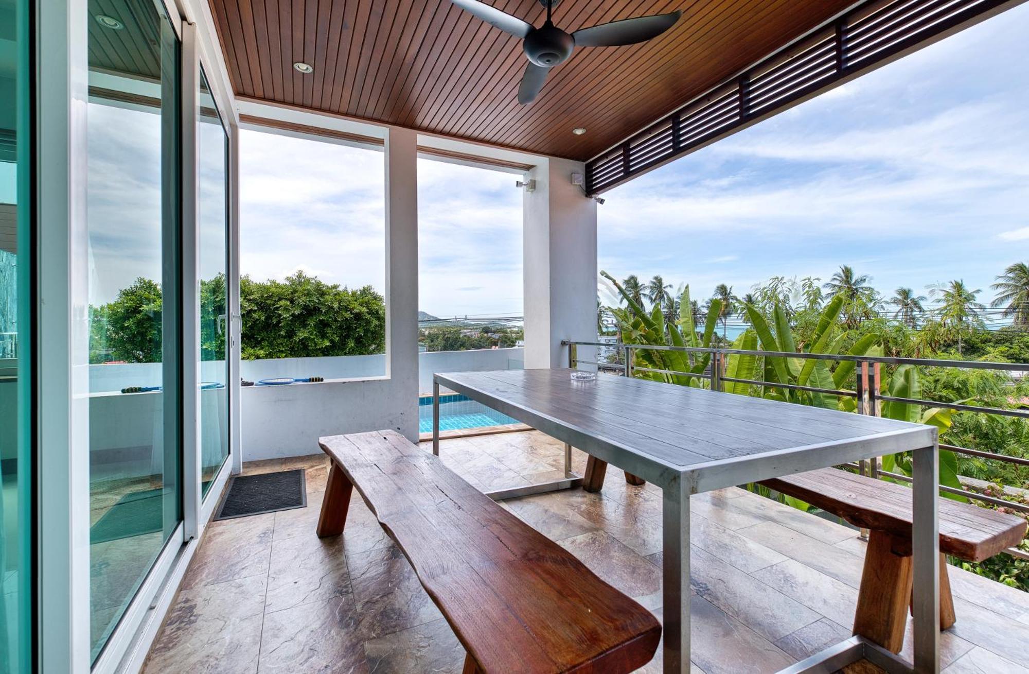 Villaer Surisa Seaview Pool