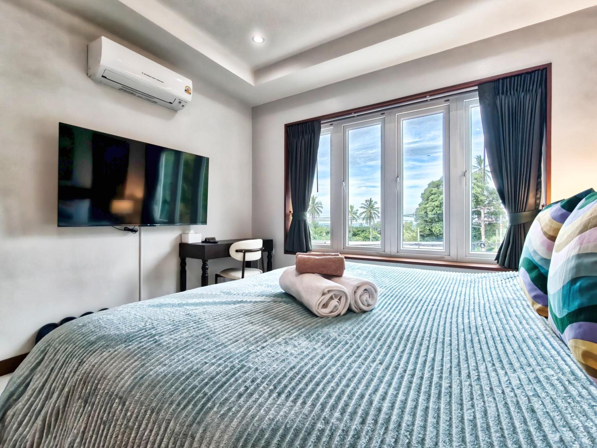Surisa Seaview Pool Villaer *