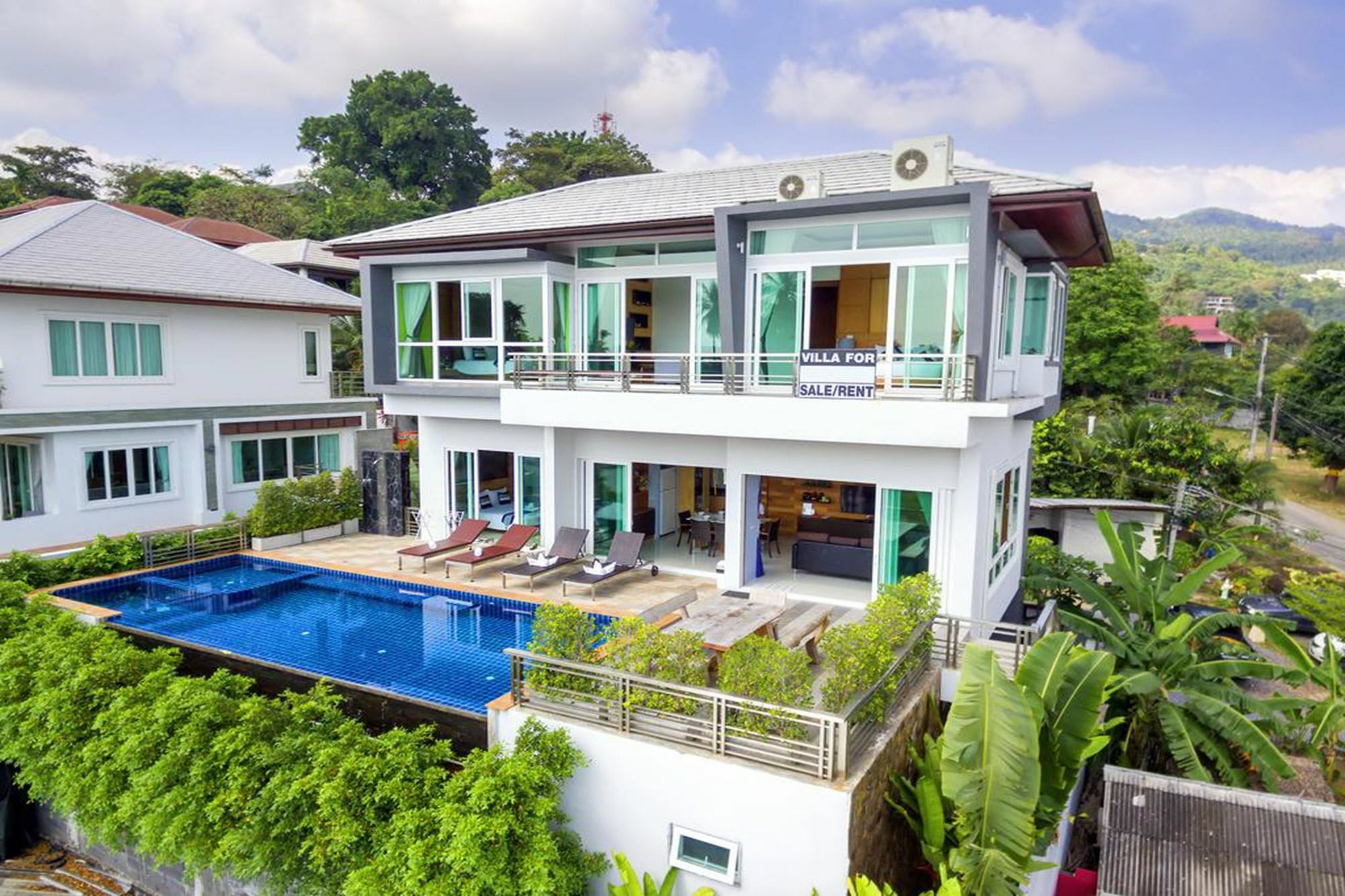 Villaer Surisa Seaview Pool